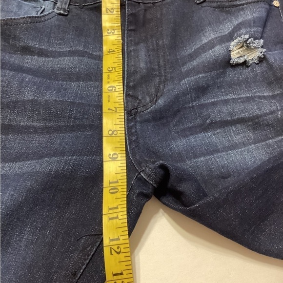 Simply Young NWT Women’s Jeans Size 11 - Picture 5 of 8